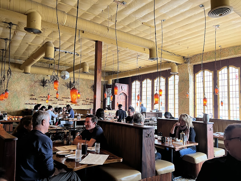 Toulouse Petit Kitchen & Lounge