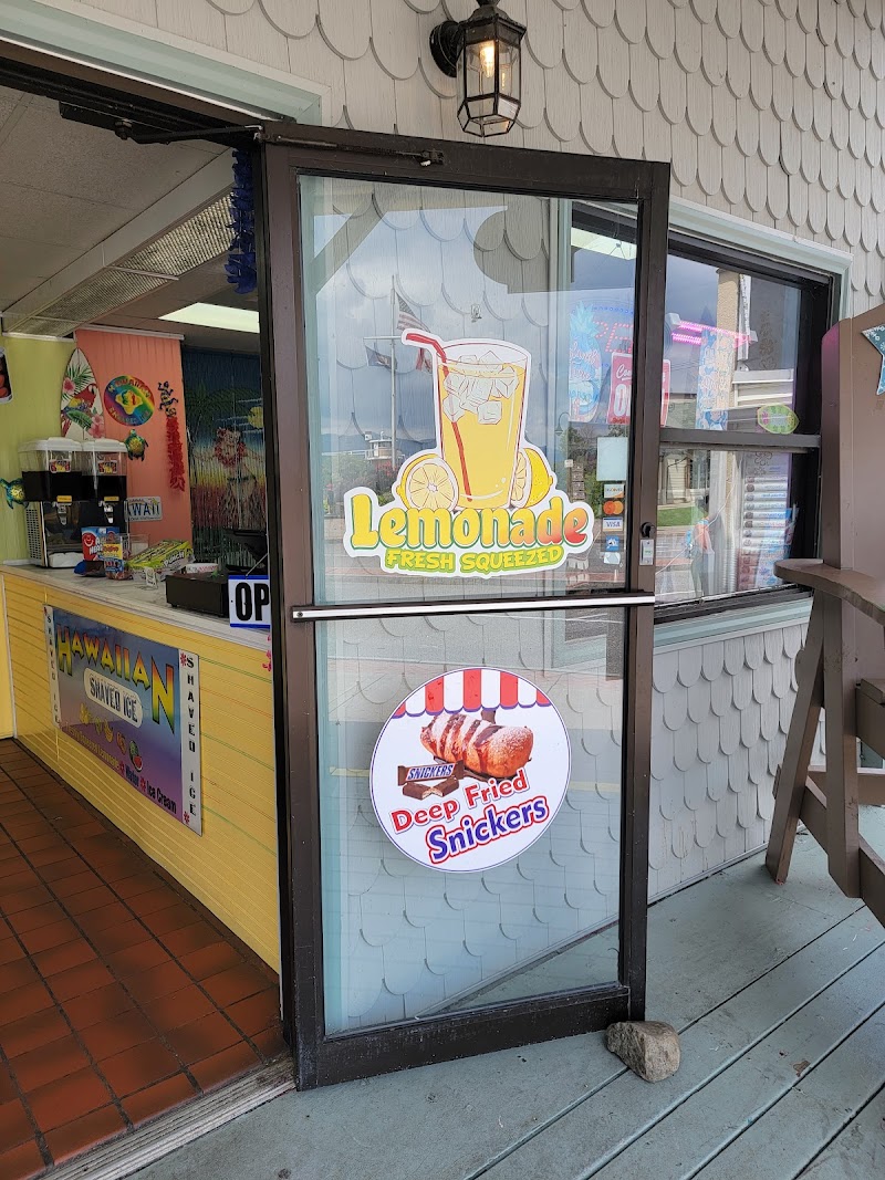 Hawaiian Shaved Ice - Ice cream shop in 12 Beach Rd and
