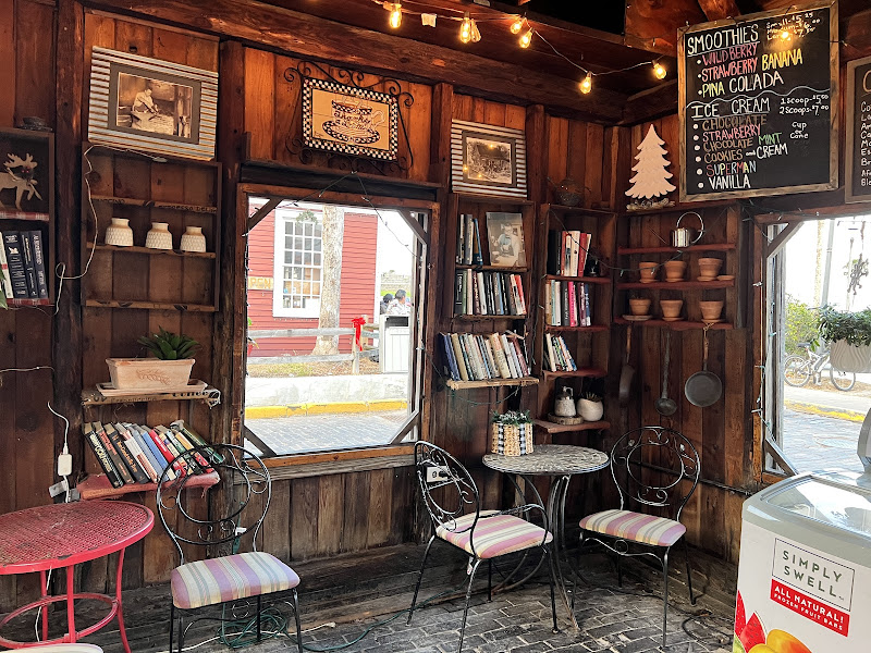 Crucial Coffee Café