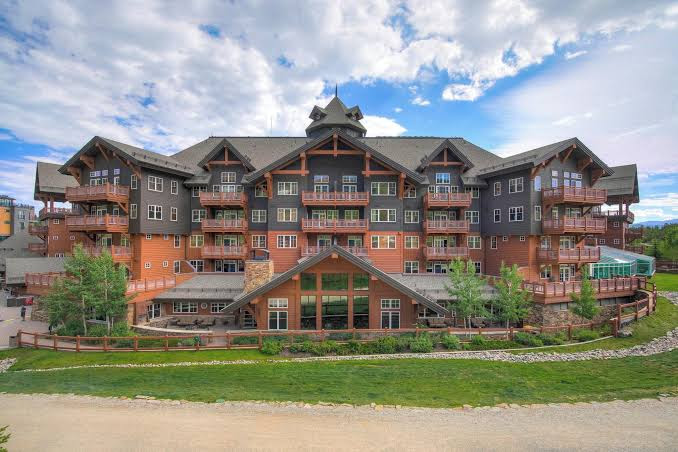 One Ski Hill Place - Hotel in Breckenridge