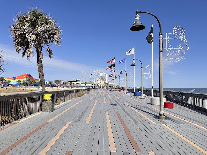 Boardwalk Beach - Tourist attraction in Myrtle Beach