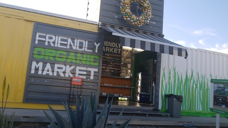 Friendly Market - Grocery store in B.C.S.