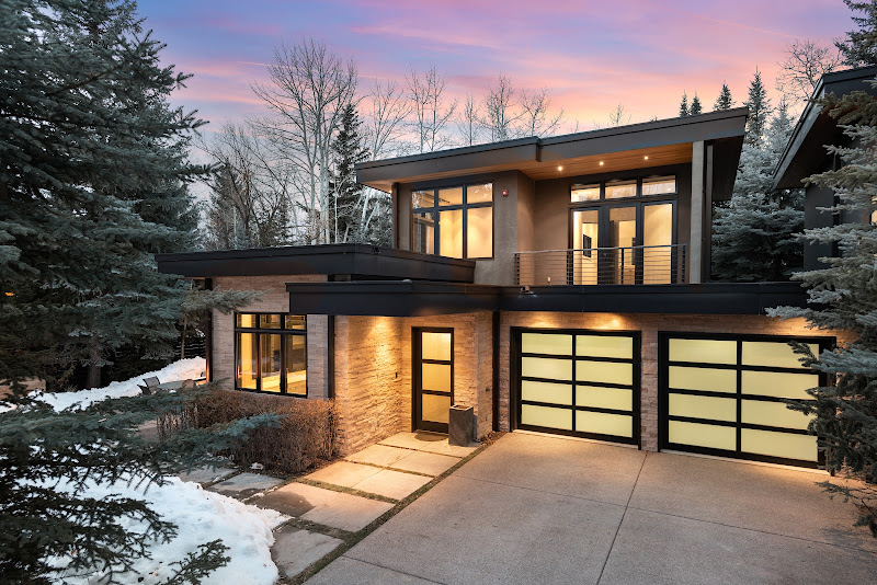 Hudson Smythe | Aspen Real Estate - Real estate agency in Aspen