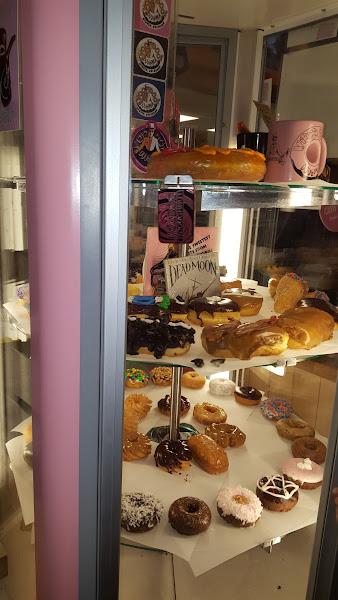 Voodoo Doughnut - Donut shop in Denver
