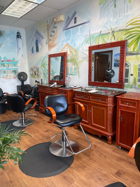 Litchfield's Salon