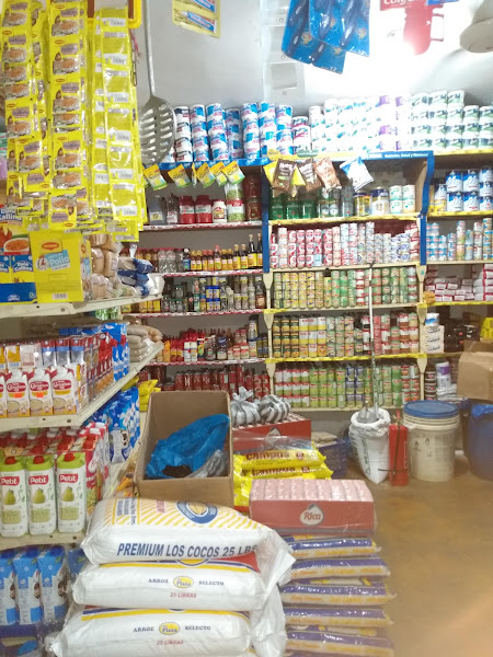 Súper Colmado juan - Grocery store in Av. Pedro Clisante