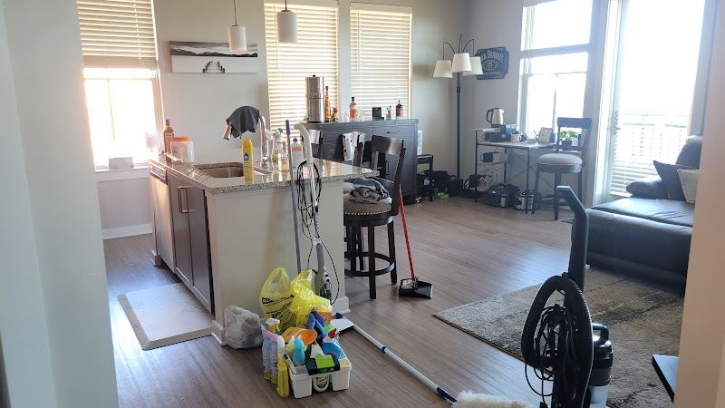 Kelly's Spectacular Cleaning Services LLC