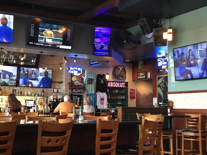 Tavern On The Bay - Bar & grill in Naples