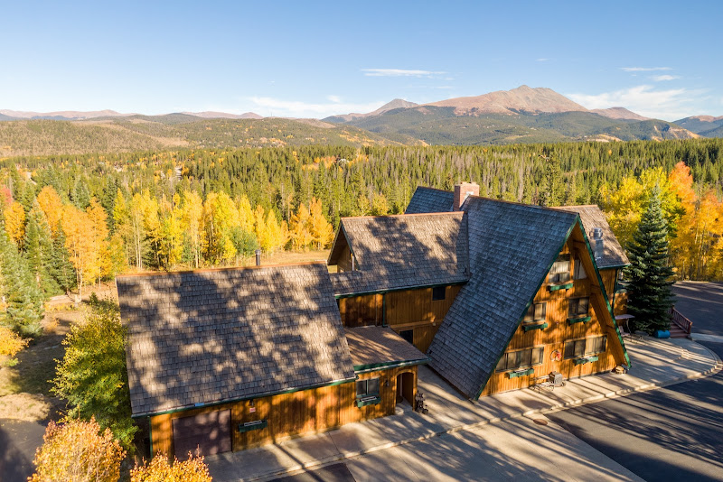 High Country Lodge - Wedding venue in Breckenridge