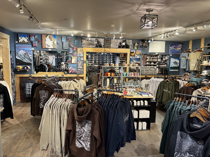 Limber Grove - Boutique in Breckenridge