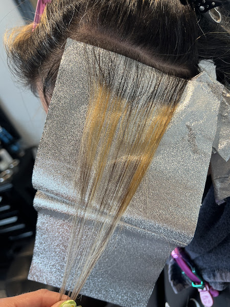 Zuri Salon