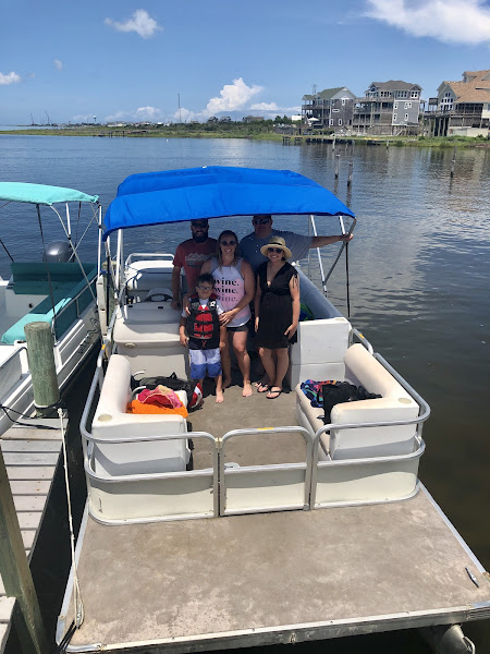 Charlies Trivillage Watersports - Boat rental service in Rodanthe