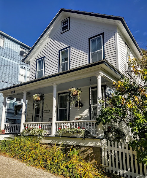 Bogan Lane Inn - Inn in Mackinac Island