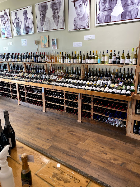 Uva Wine Shoppe - Wine store in Key West