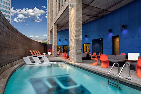 Aloft Dallas Downtown - Hotel in Dallas