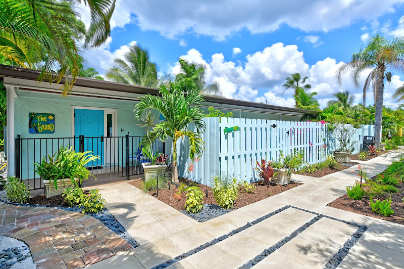 Siesta Key Palms Resort