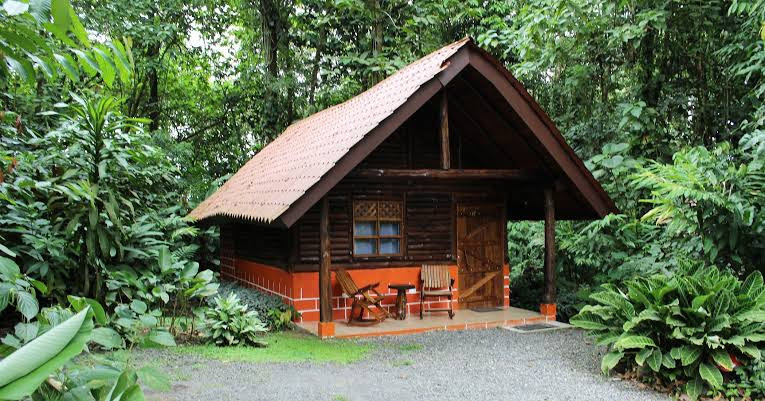 Arenal Oasis Eco Lodge & Wildlife Refuge