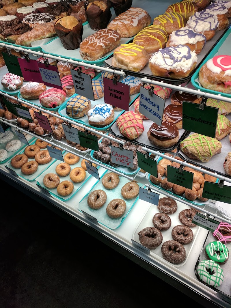 Julie Darling Donuts - Donut shop in Chattanooga