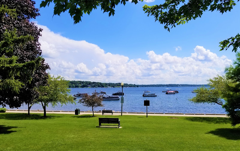 Flat Iron Park - Tourist attraction in Lake Geneva