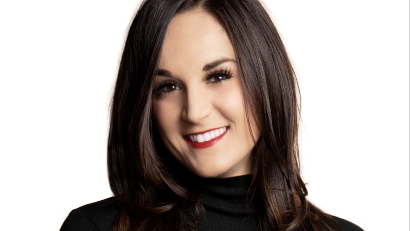 Stephanie Kroll Compass | Aspen Snowmass Luxury Real Estate Broker | Avant Garde Aspen - Real estate agent in Aspen