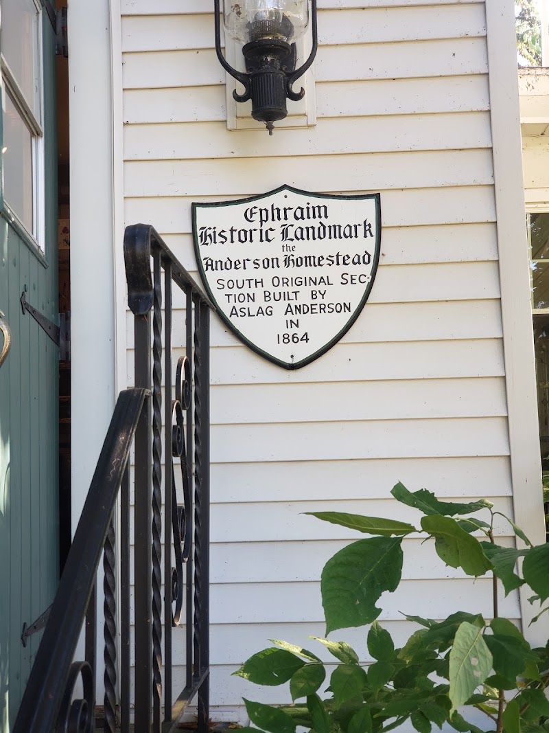 Anderson House Work Bench - Gift shop in Ephraim