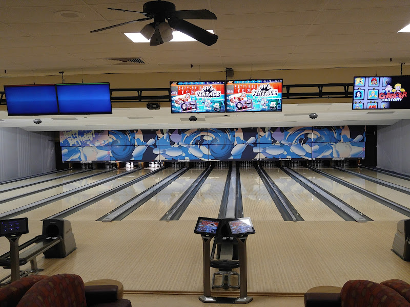 MCRD Bowling Alley