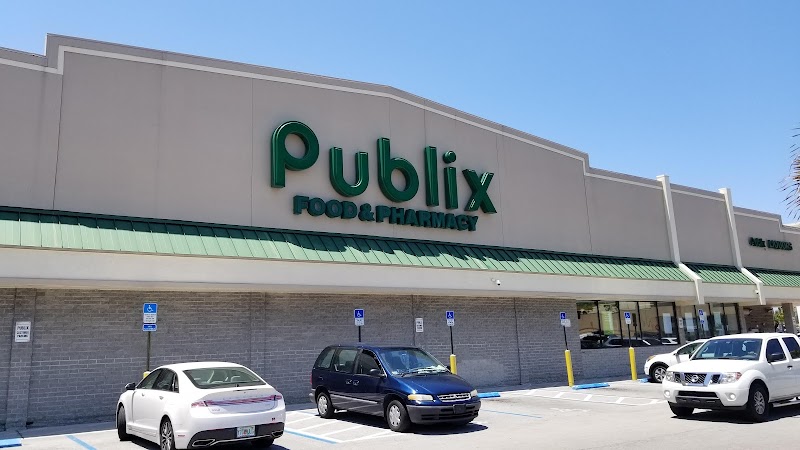 Publix Super Market at Coral Ridge Shopping Center - Supermarket in Fort Lauderdale