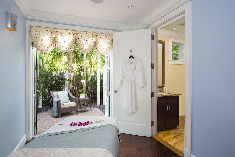 Opal Spa - Sunset Key Cottages