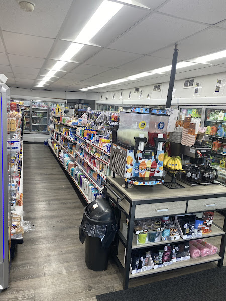 Mitchell's Market - Convenience store in Ocean City