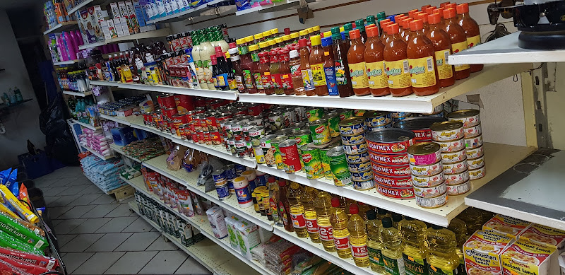 Supermercado Sol Market - Grocery store in Aguajitos