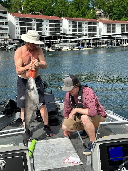 Mike Doll Fishing Guide and Charter Captain Experience LLC - Fishing charter in Eldon