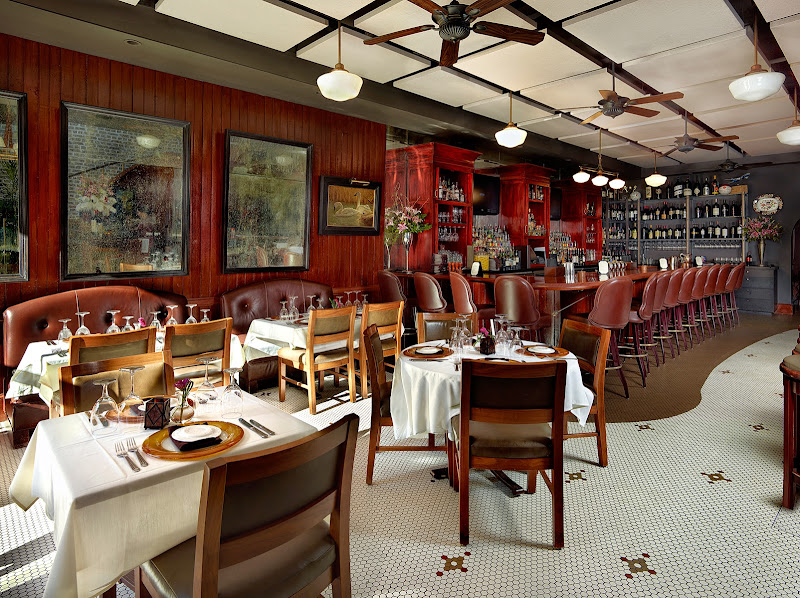Halls Chophouse - Steak house in Charleston
