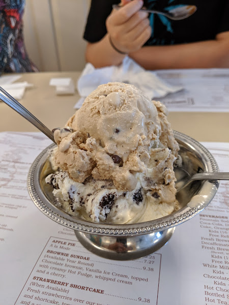 Dumser's Dairyland Restaurant