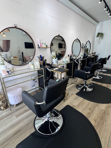 Meura Salon - Hair salon in Fort Lauderdale
