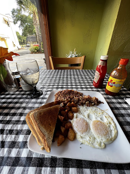 GT International Cafe