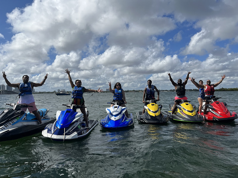 Jetski Riding Miami - Water sports equipment rental service in Miami