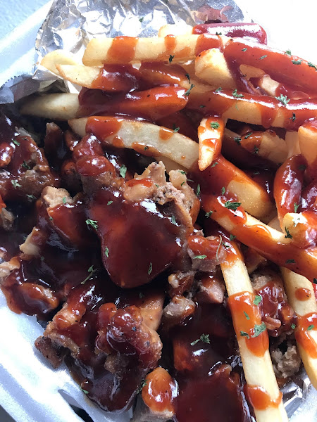 Fruit Street Kitchen - Family restaurant in South Haven