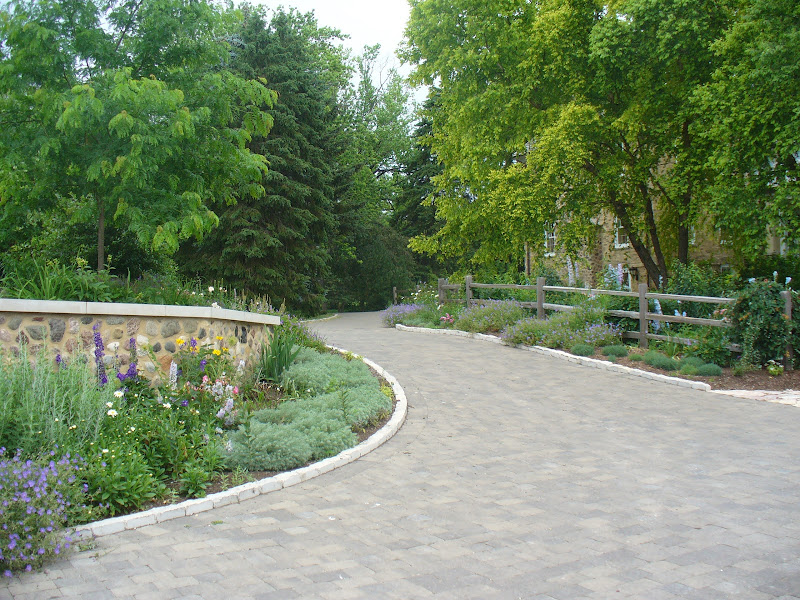 Botanica Fine Gardens and Landscapes - Landscape designer in Lake Geneva